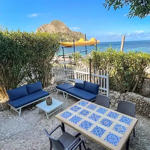  Dom wakacyjny Dimore Di Mare - Beachfront